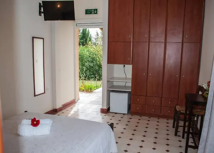 Phyllida Guest House - A2